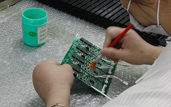 在使用鋰電池保護板時的注意事項