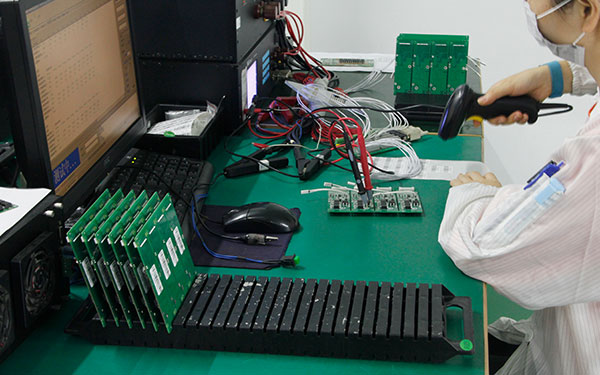 簡單說下鋰電池保護板接線方法